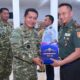 Pangdivif 3 Kostrad Terima Brevet Kehormatan Kesehatan Penyelaman dan Hiperbarik